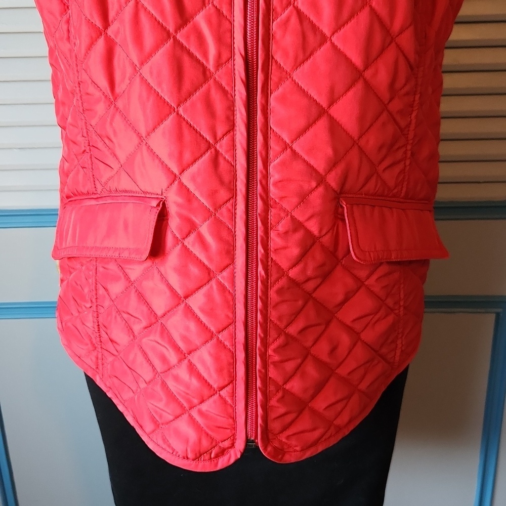 Van Heusen Red Quilted Vest - Picture 4 of 14